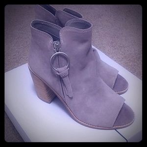 NWT Dolce Vita - Peep toe sued boots